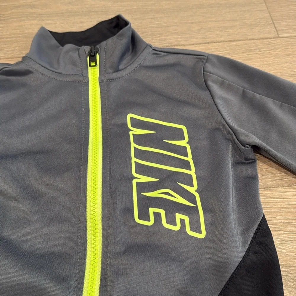 NIKE KIDS Gray Black Color Block Dri-Fit Full Zip Jacket Jogger 2-Piece Set 4T‎